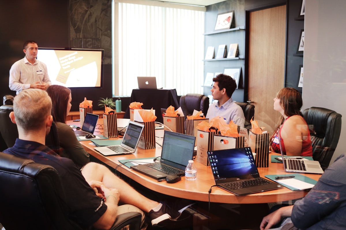 Face-to-face marketing experts at work
